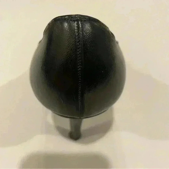 Chanel Vintage Black Pointed Square Toe Heels Bow 36 Leather Mules Gold CC Logo - Picture 12 of 13